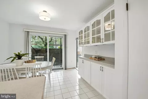 Dining - 2151 Cabots Point Ln, Reston, VA 20191 photo 2 of 2
