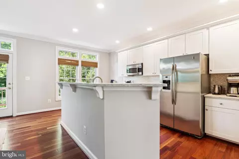 Kitchen - 6706 Debra Lu Way, Springfield, VA 22150 photo 3 of 5