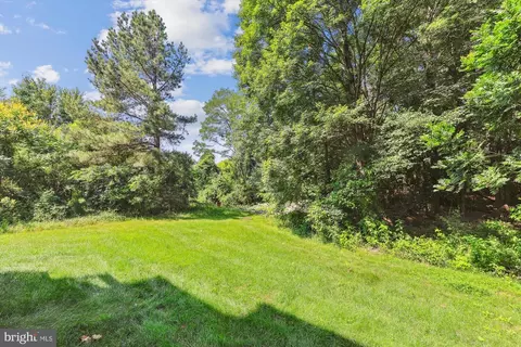Exterior - 6706 Debra Lu Way, Springfield, VA 22150 photo 7 of 12