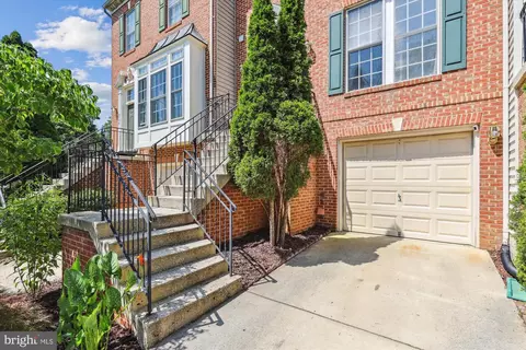 Exterior - 6706 Debra Lu Way, Springfield, VA 22150 photo 3 of 12