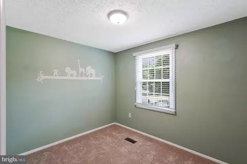 1668 Barnstead Dr, Reston, VA 20194 photo 18