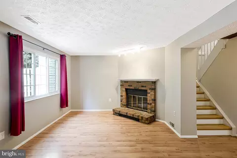 1668 Barnstead Dr, Reston, VA 20194 photo 20
