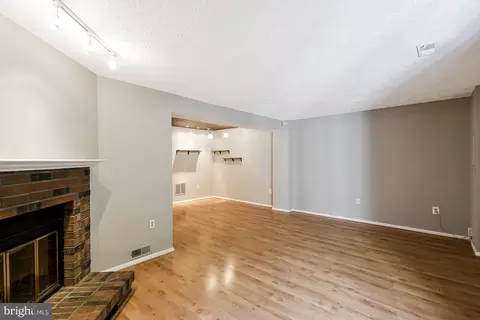 1668 Barnstead Dr, Reston, VA 20194 photo 21