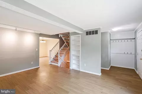 1668 Barnstead Dr, Reston, VA 20194 photo 9