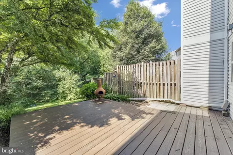 1668 Barnstead Dr, Reston, VA 20194 photo 26