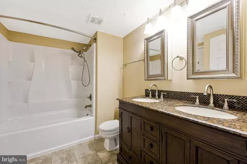 1668 Barnstead Dr, Reston, VA 20194 photo 15