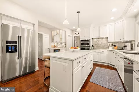 Kitchen - 11909 Winstead Ln, Reston, VA 20194 photo 3 of 5