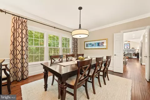 Dining - 11909 Winstead Ln, Reston, VA 20194 photo 2 of 5