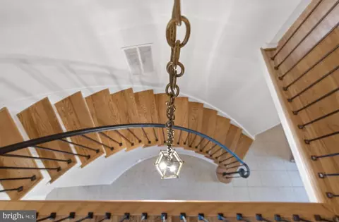 Entry Way - 5922 Queenston St, Springfield, VA 22152 photo 9 of 13