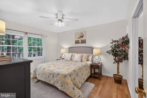 Bedroom - 5922 Queenston St, Springfield, VA 22152 photo 2 of 6