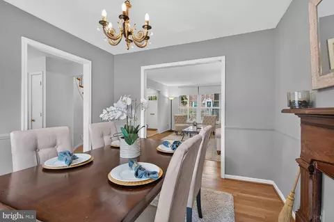Dining - 5922 Queenston St, Springfield, VA 22152 photo 3 of 3