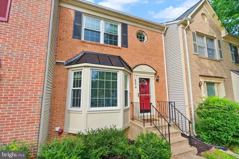 8074 Sky Blue Dr, Alexandria, VA 22315