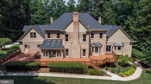 11111 Devereux Station Ln, Fairfax Station, VA 22039