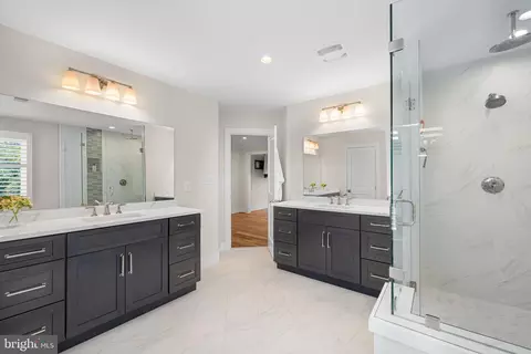 933 Woburn Ct, Mclean, VA 22102 photo 28
