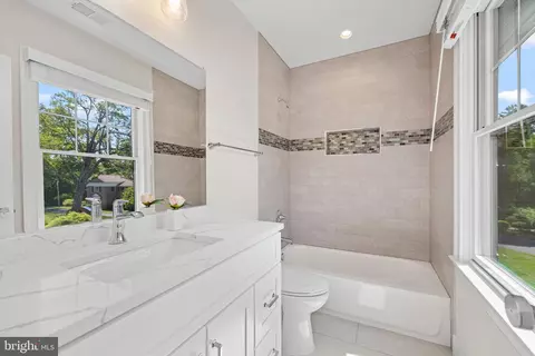 933 Woburn Ct, Mclean, VA 22102 photo 32