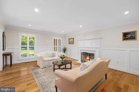 933 Woburn Ct, Mclean, VA 22102 photo 17