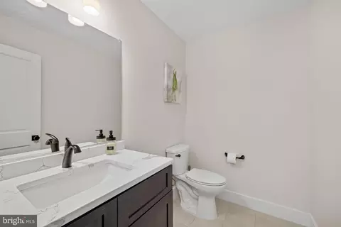 933 Woburn Ct, Mclean, VA 22102 photo 39