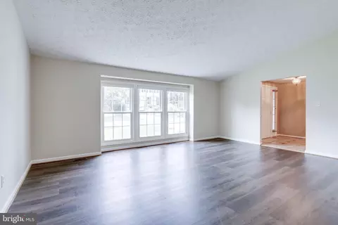 7211 Adrienne Glen Ave, Springfield, VA 22152 photo 35