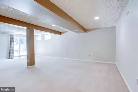 7211 Adrienne Glen Ave, Springfield, VA 22152 photo 15