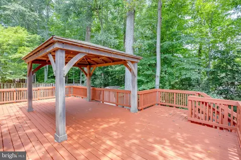 7211 Adrienne Glen Ave, Springfield, VA 22152 photo 10