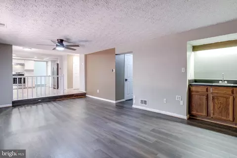 7211 Adrienne Glen Ave, Springfield, VA 22152 photo 19