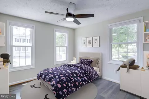 7211 Adrienne Glen Ave, Springfield, VA 22152 photo 9
