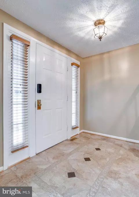 7211 Adrienne Glen Ave, Springfield, VA 22152 photo 40