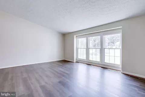 7211 Adrienne Glen Ave, Springfield, VA 22152 photo 36