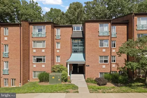 11800 Breton Ct #32C, Reston, VA 20191
