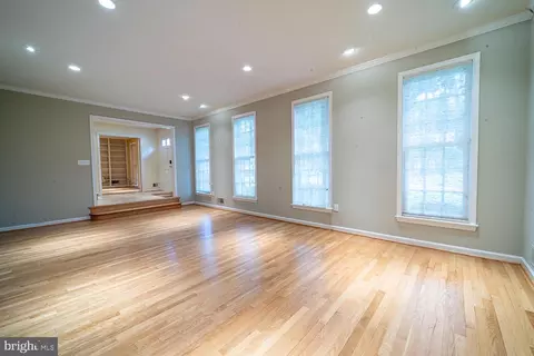 1197 Winter Hunt Rd, Mclean, VA 22102 photo 13