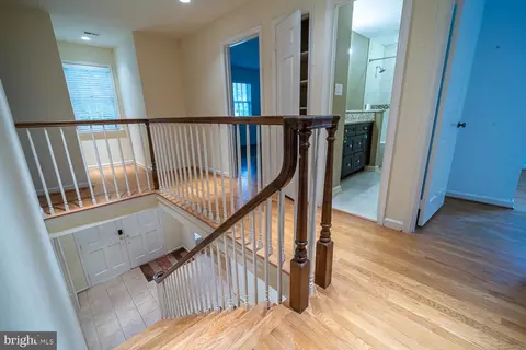 1197 Winter Hunt Rd, Mclean, VA 22102 photo 22