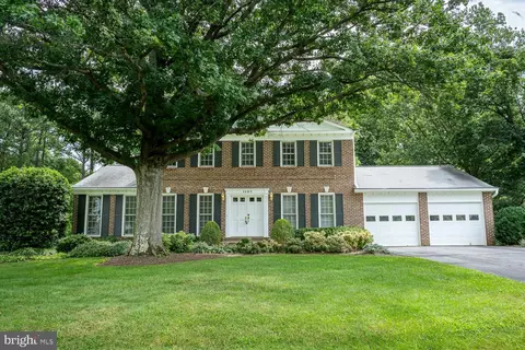 1197 Winter Hunt Rd, Mclean, VA 22102