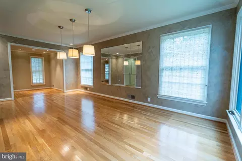 1197 Winter Hunt Rd, Mclean, VA 22102 photo 15