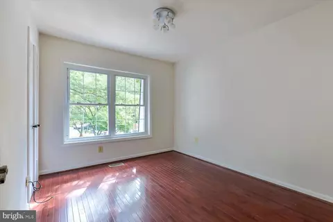 9019 Fox Grape Ln, Springfield, VA 22152 photo 18
