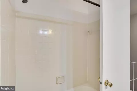 7918 Pebble Brook Ct, Springfield, VA 22153 photo 16