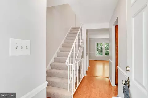 7918 Pebble Brook Ct, Springfield, VA 22153 photo 3