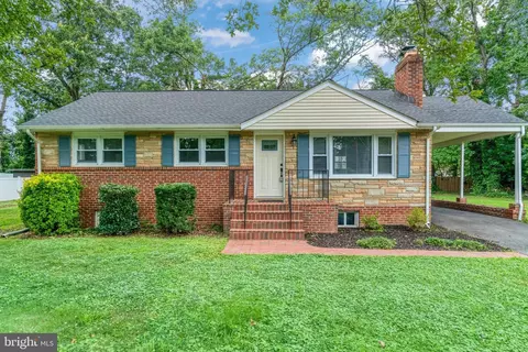 Exterior - 7126 Gormel Dr, Springfield, VA 22150 photo 1 of 5