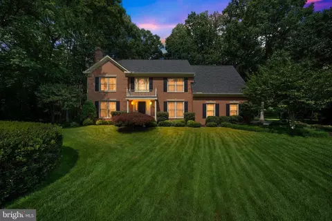 6293 Homar Pond Ct, Fairfax Station, VA 22039