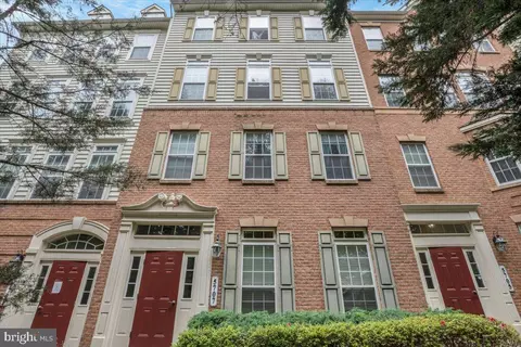 5707 Callcott Way #G, Alexandria, VA 22312