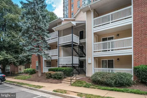 1517 Lincoln Way #204A, Mclean, VA 22102