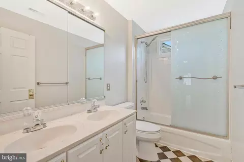 10857 Hunter Gate Way, Reston, VA 20194 photo 40