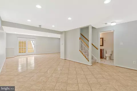 10857 Hunter Gate Way, Reston, VA 20194 photo 51