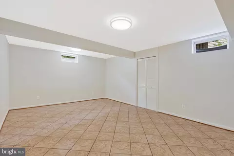 10857 Hunter Gate Way, Reston, VA 20194 photo 57