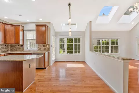 10857 Hunter Gate Way, Reston, VA 20194 photo 21