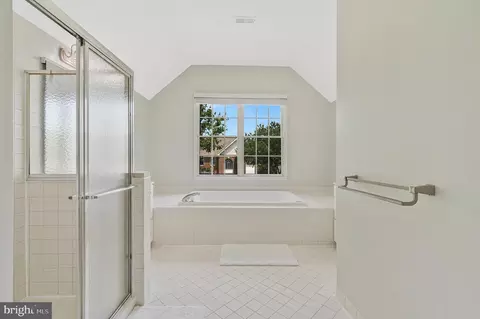 10857 Hunter Gate Way, Reston, VA 20194 photo 32