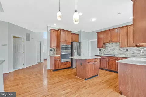 10857 Hunter Gate Way, Reston, VA 20194 photo 19