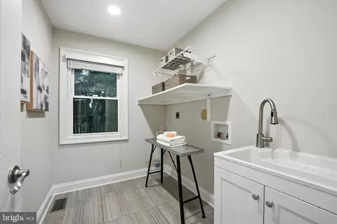 Other - 6603 Briar Hill Ct, Mclean, VA 22101 photo 3 of 10