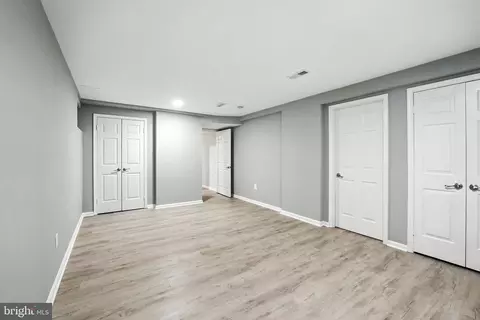 Entry Way - 6603 Briar Hill Ct, Mclean, VA 22101 photo 3 of 3