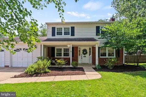 8700 Bluedale St, Alexandria, VA 22308