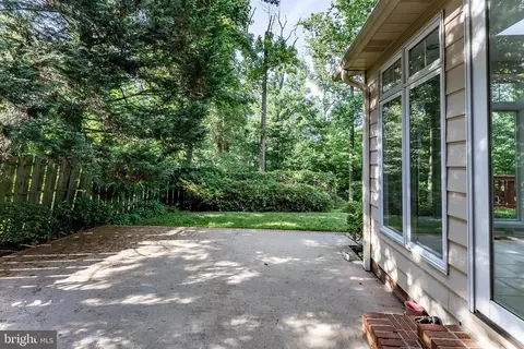 Exterior - 8318 Oakford Dr, Springfield, VA 22152 photo 4 of 16